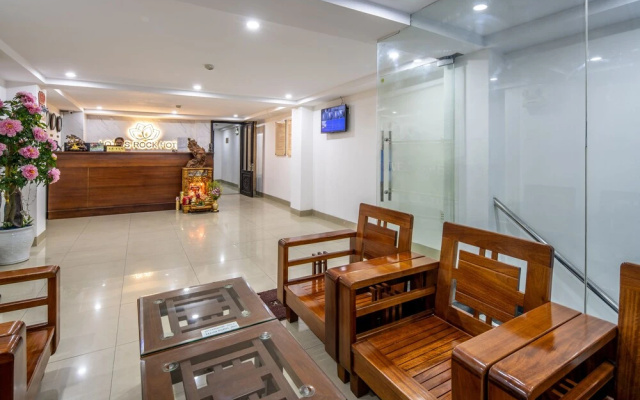 Lotus Rock Hotel