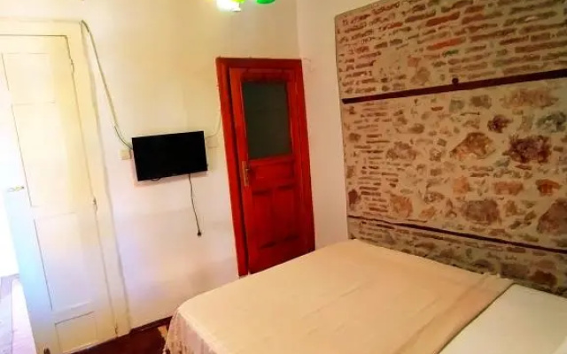 Aygun Pansiyon Ayvalik