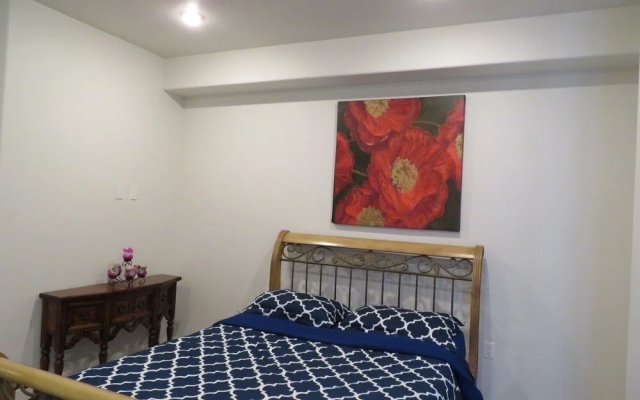 Fully Furnished Apartments near Hollywood