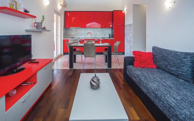 Amazing Apartment in Makarska With 1 Bedrooms and Wifi