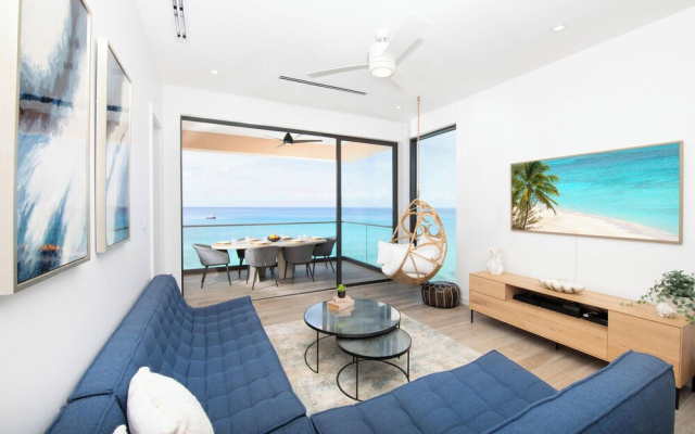 SeaDreams Boutique Condos