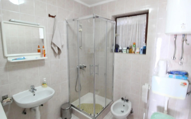 Welcoming Apartment in Tribanj With Terrace