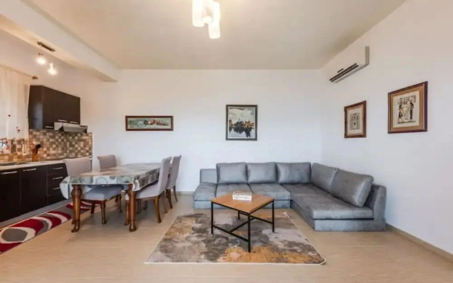 Exclusive Seafront Apartments Apartment 3