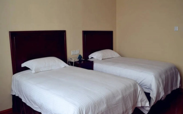 GreenTree Inn Zaozhuang Tengzhou Railway Station Middle Fuqian Road Shell Hotel