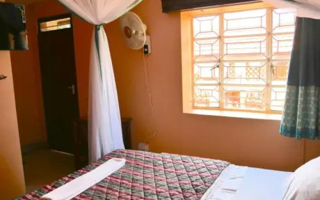 Hotel Acacia City