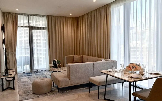 Luxury 1BR in Peninsula Five by Bespoke