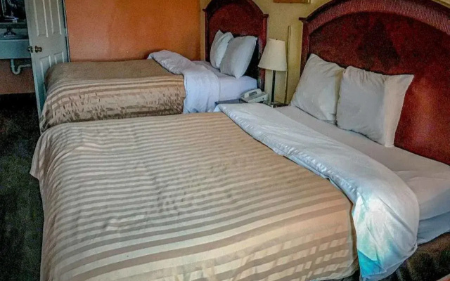 Motel 6 Ozark, AR