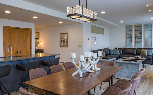 Bear Creek Lodge 410 4 Bedroom Condo by Alpine Lodging Telluride