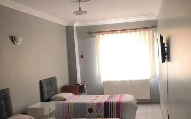 Izmirli Otel