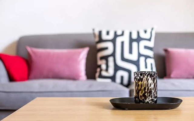 Modern Bayswater Flat