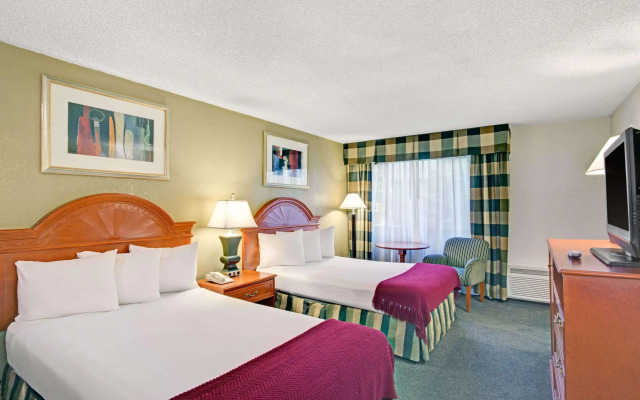 Baymont Inn & Suites Murray