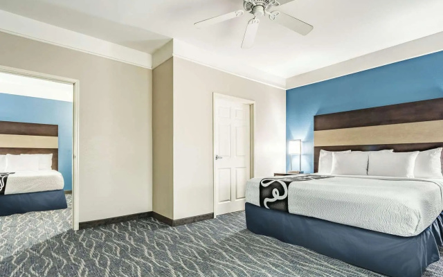 La Quinta Inn And Suites Phoenix I-10 West