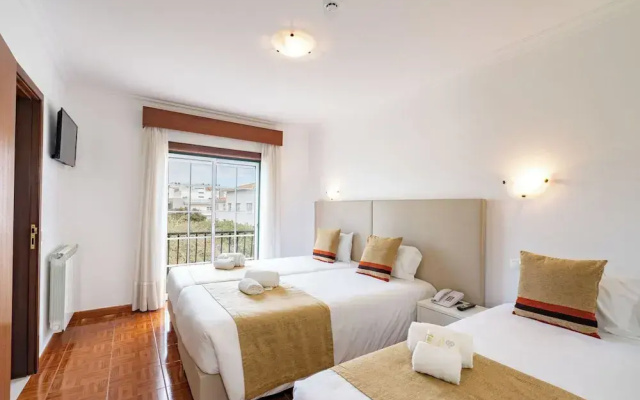 Residencial Padre Pio by Umbral