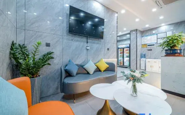 Weiya Boutique Hotel (Chaoyang Square 3rd Street 2nd Alley)