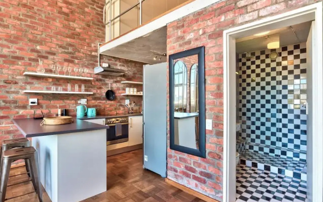 West Side Studios Mountain View Loft
