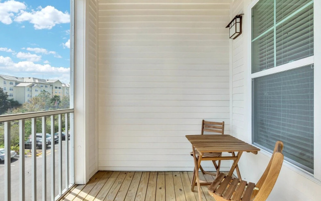 Axis West Apartments