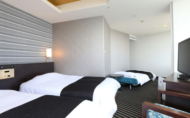Отель APA Hotel & Resort Tokyo Bay Makuhari