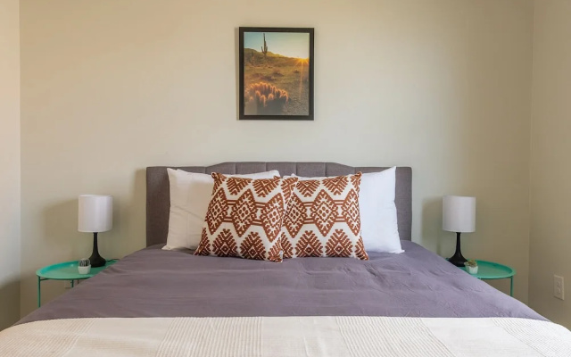 Comfy Downtown Apartments by Frontdesk