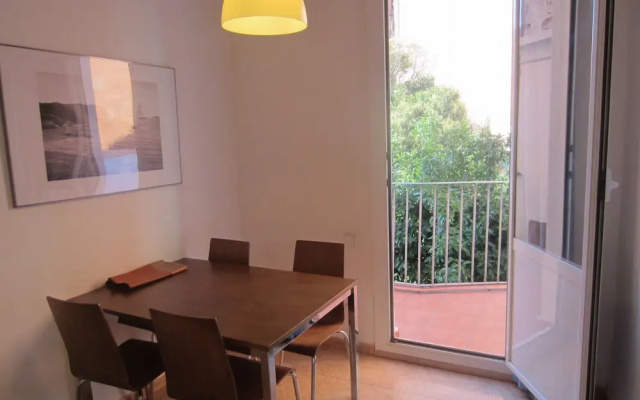 Apartaments Clot Sant Martí