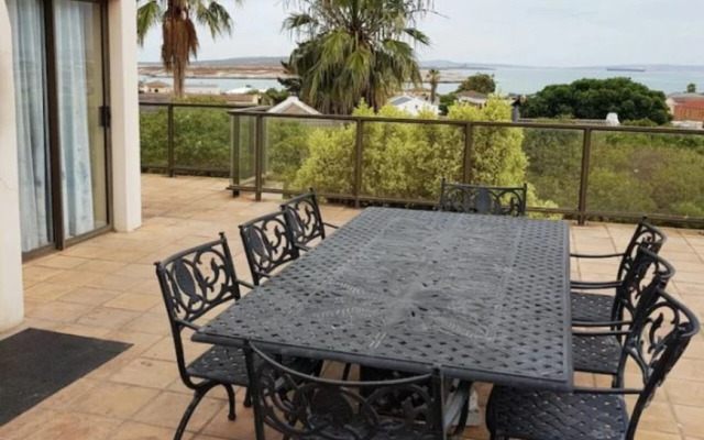 10 Galico House Self catering