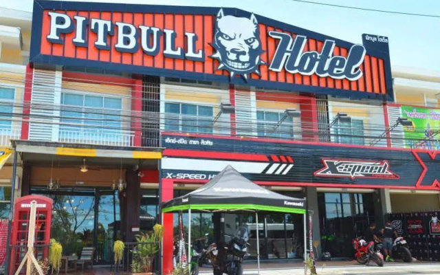 Pitbull Hotel
