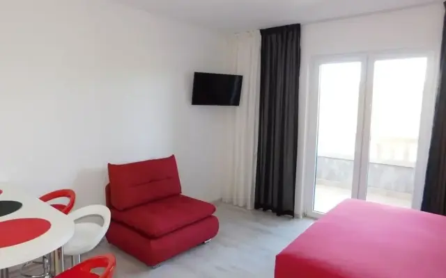 Coloured - Apartments on Island - SA3 - Studio :