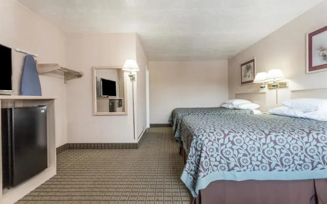 Days Inn Portland Central