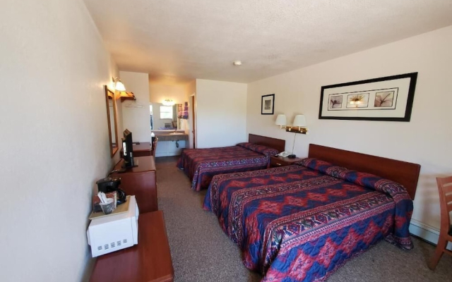 Riverside Inn