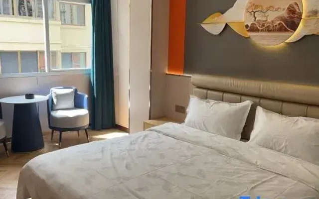 Julong Business Hotel