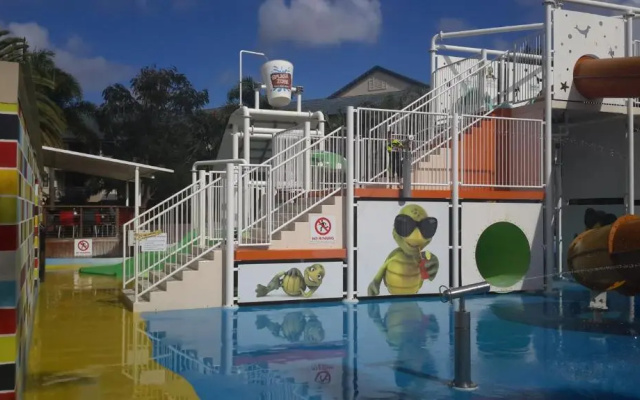 Mermaid Beach Apartment