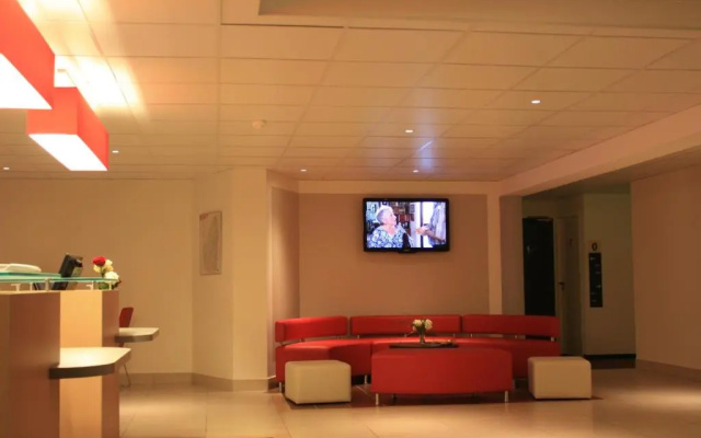 ibis Loriol Le Pouzin