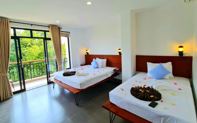 Pooltop Guesthouse