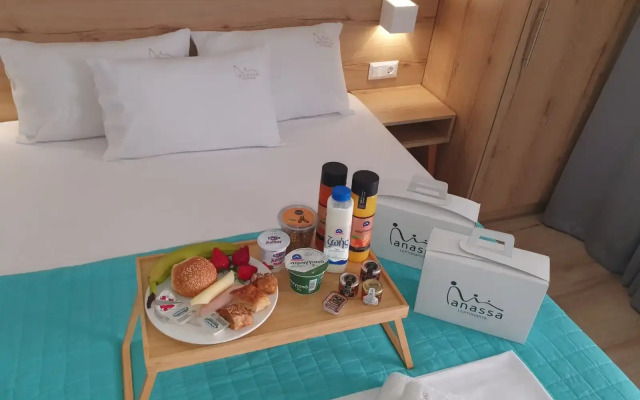Anassa Suites
