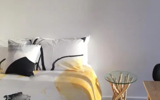 The Shark Apartments 2