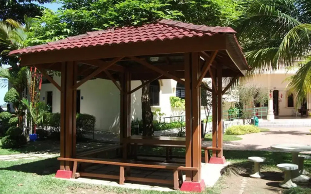 Seaview Condominium