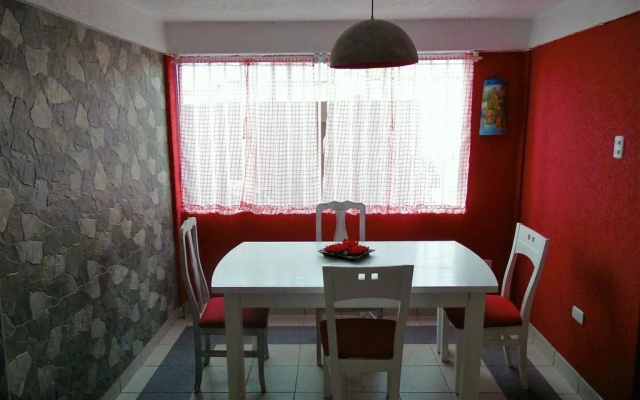 Hostal Santa Marta, TDM.