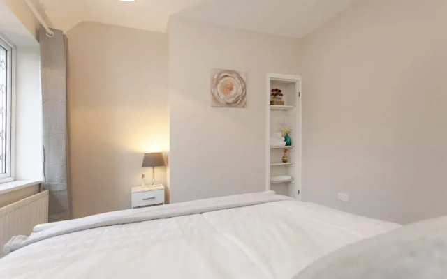 Astley 3 bedroom house