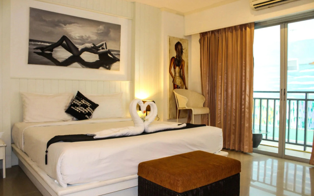 Sharaya White Hotel