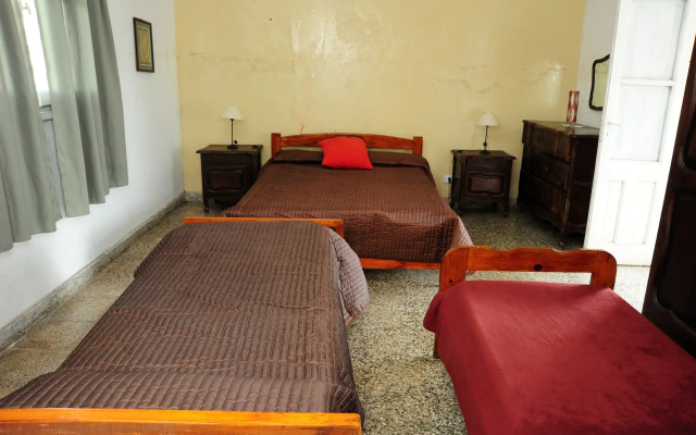 Posada La Casona De Dante