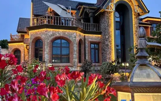 Yining Bekzadiler Homestay