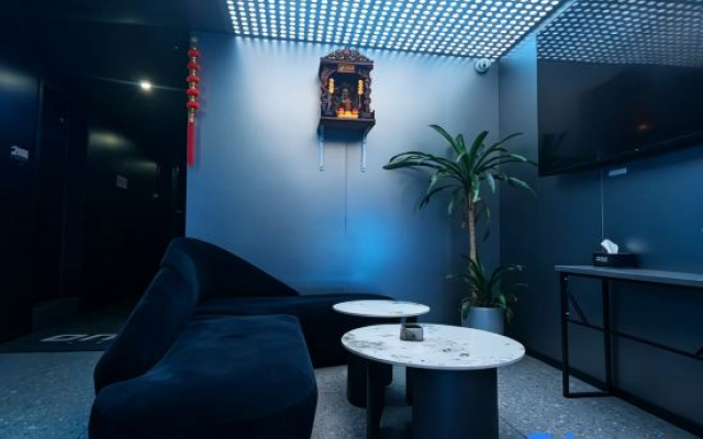 Jishou 1+ E-Sports Hotel (Qianzhou Ancient City)