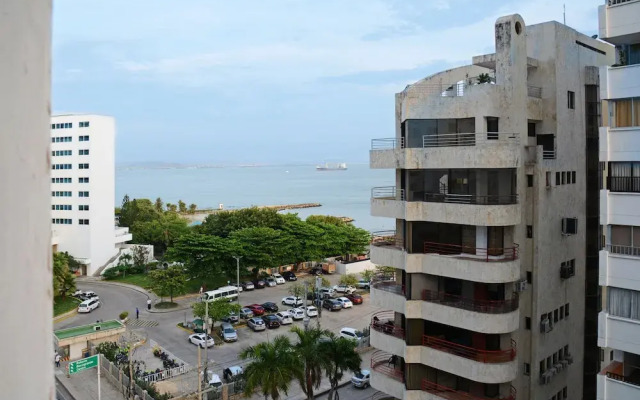 Conquistador Apartaments By SYA