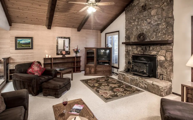 Timbers Two - Two Bedroom Cabin