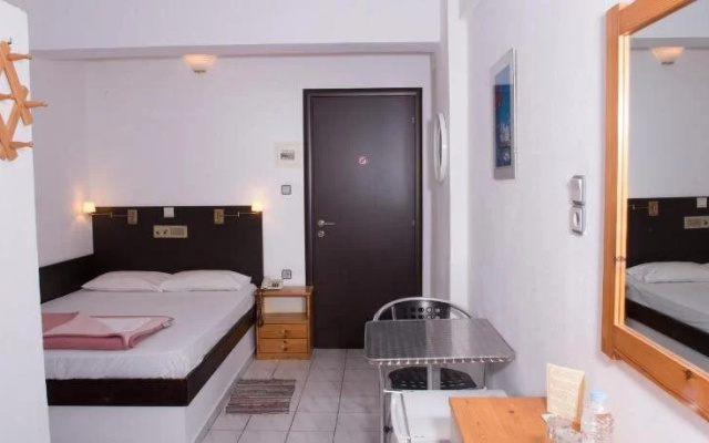 Alexander Beach Hotel