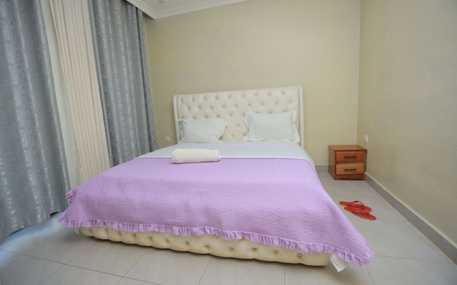Lunaris Homes