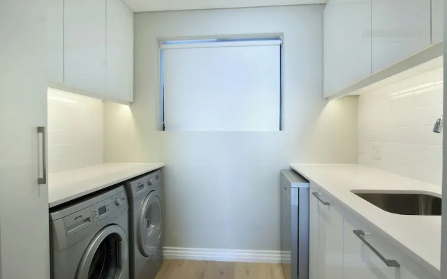 The Docklands 2 Bedroom Penthouse