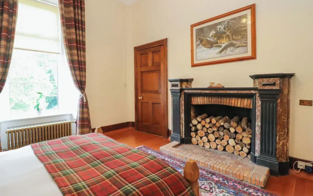Rob Roy Apartment