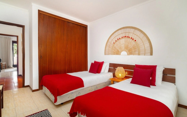Balaia Sunshine Apartment