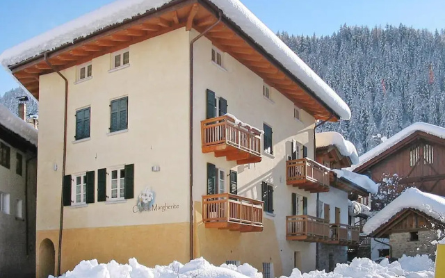 Apartment in Pellizzano