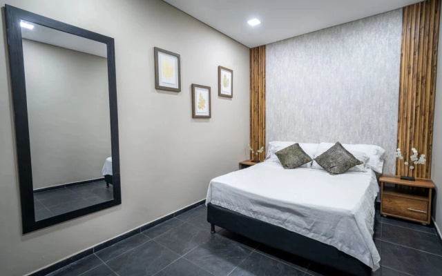 6BD with Balcony Jacuzzi Next to LLERAS
